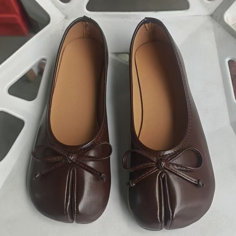 Summer Women's Bowknot Flat Tabi Ninja Shoes Pig Toe Lazy Person Horse Hoof Shoes Women Split Toe Mocassines Loafers Slippers
