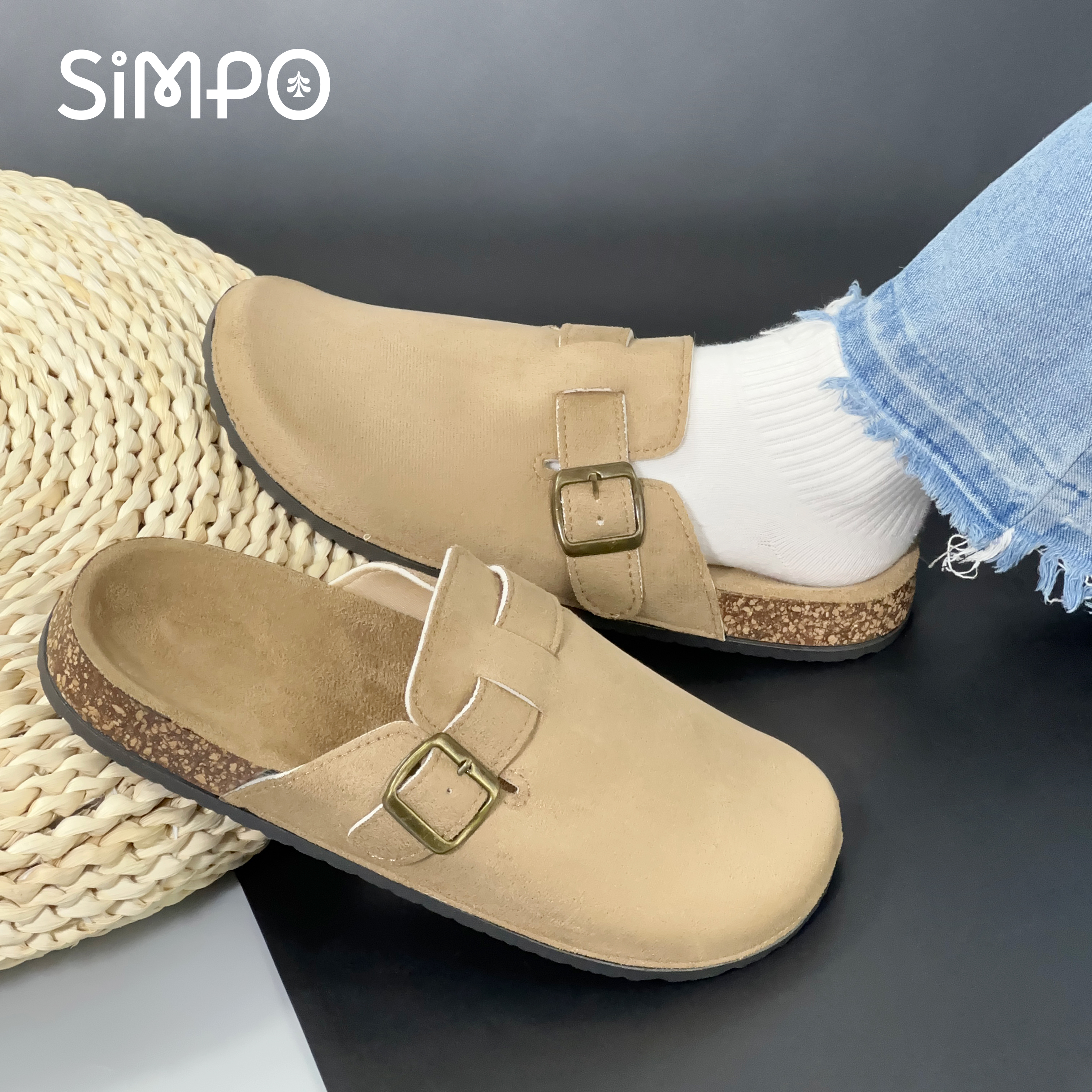 Outdoor Casual Comfortable Closed-toe Slipper Outerwear Flat Bottom Cork slippers For Women And Men Suitable For All Season